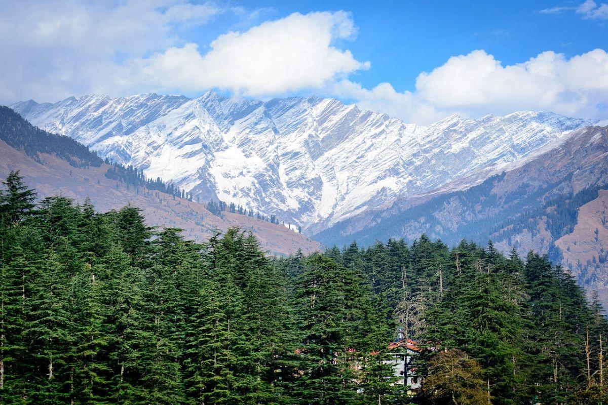 5 Reasons to workation from the valleys of Himachal Pradesh