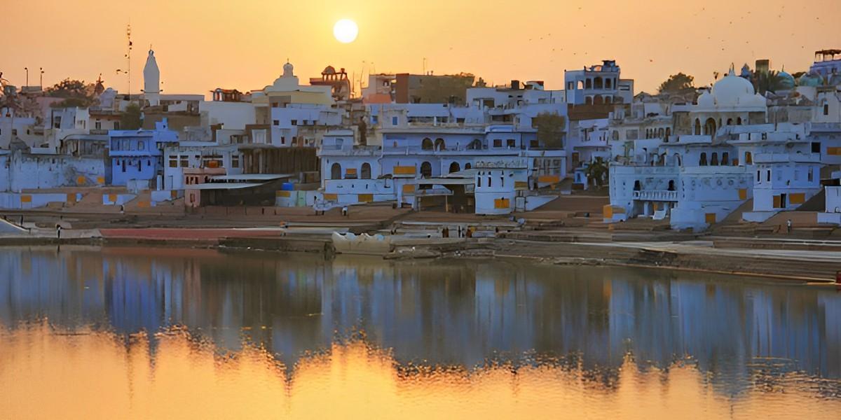 5 Reasons to stay near the Pushkar Lake