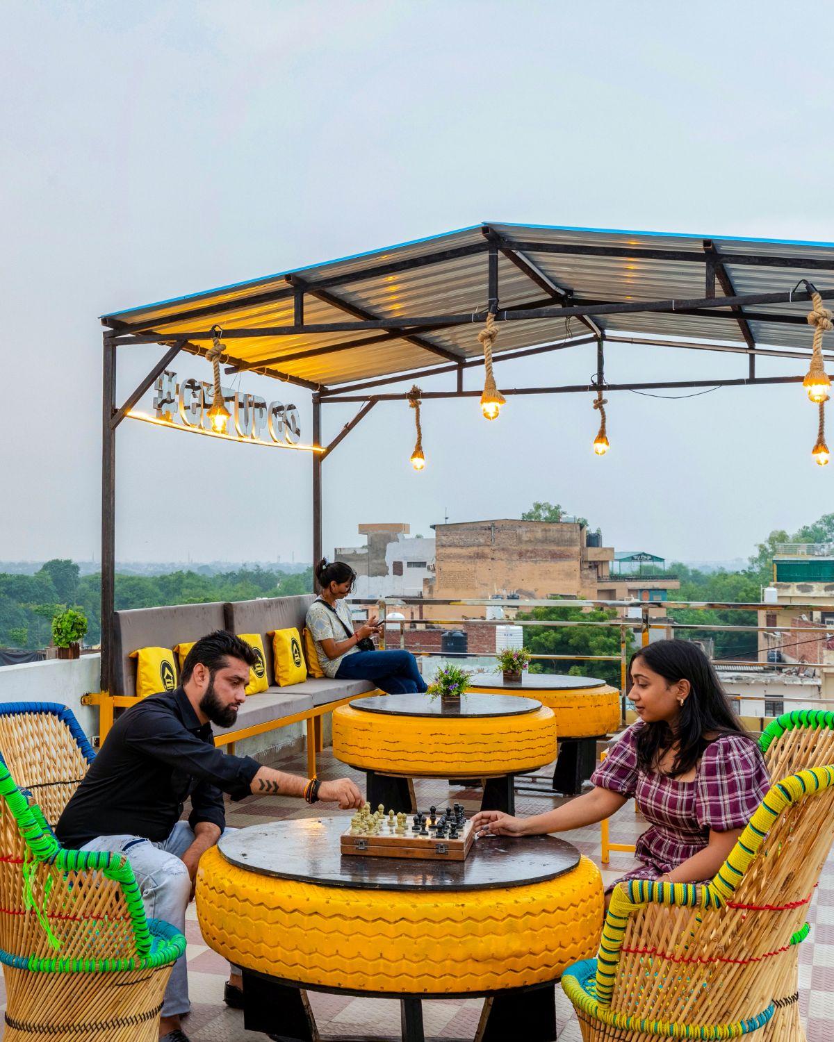 The Hosteller Agra