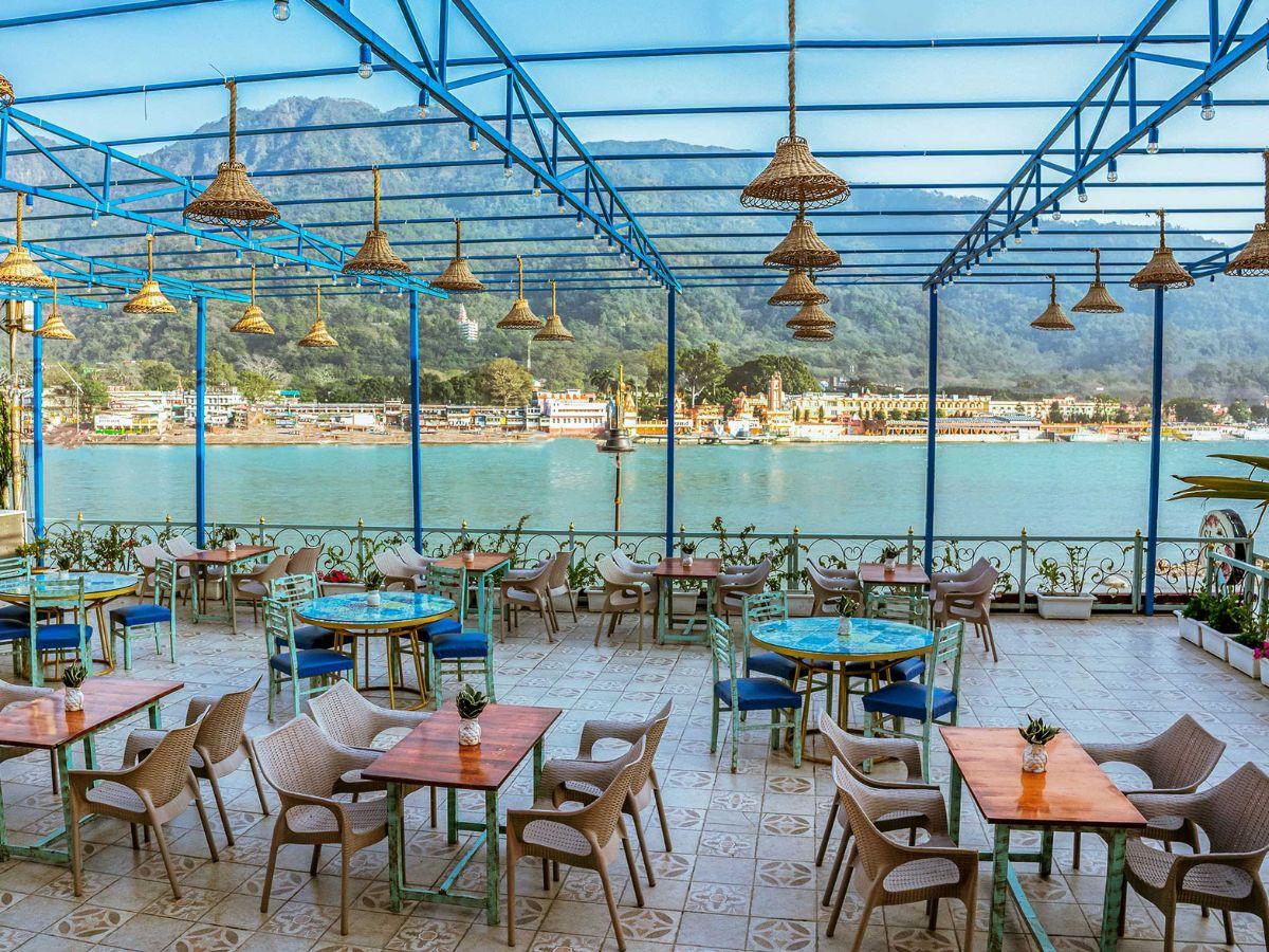 Rishikesh cafes and street food: A backpacker’s culinary adventure