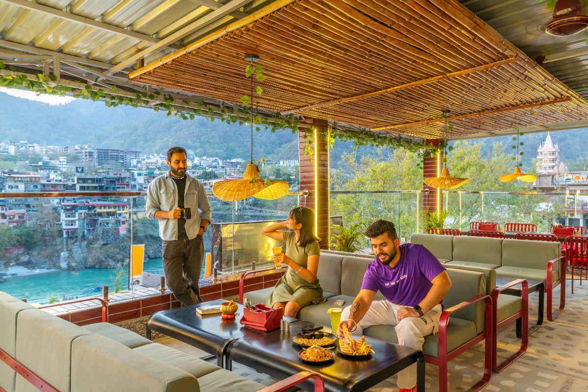The Hosteller Rishikesh, Ganges