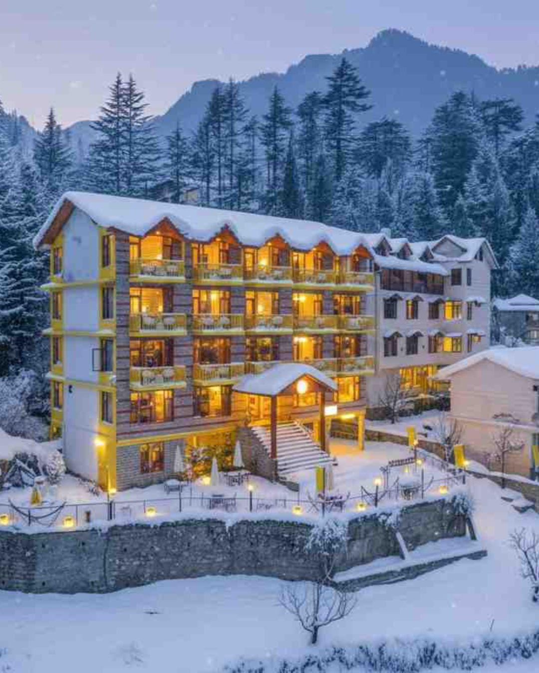 The Hosteller Manali, Old Manali