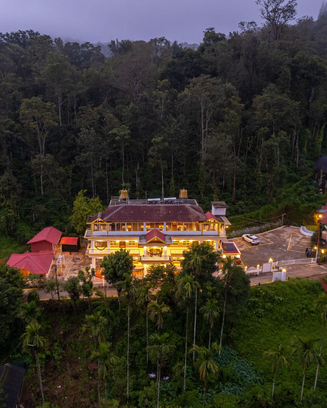 The Hosteller Coorg, Madikeri