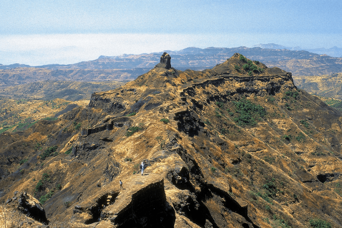 Trek to Torna Fort 